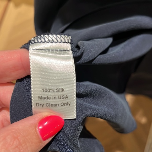 The Podolls Silk high/low hem shirt with slit back - Picture 5 of 5